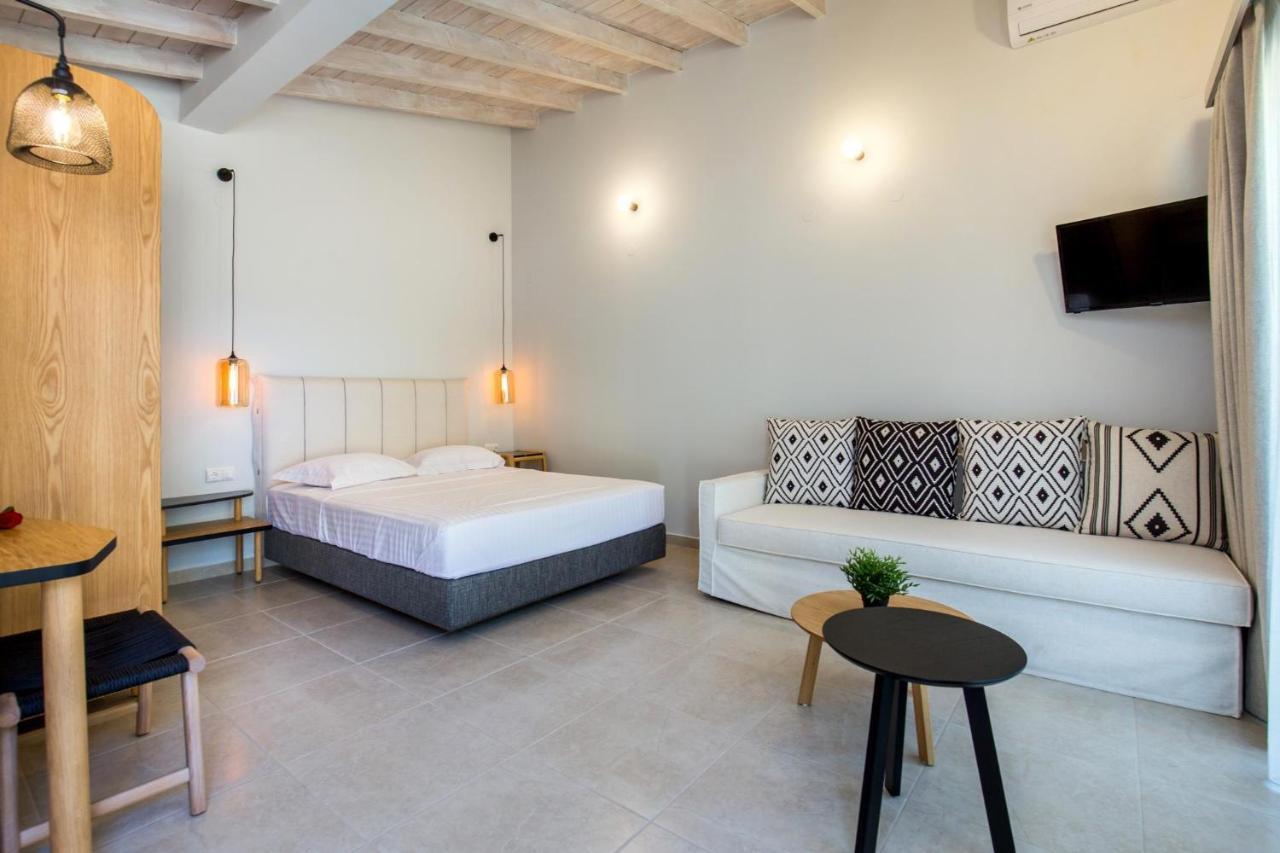 Oasis Deluxe Studios Pefkari Bagian luar foto