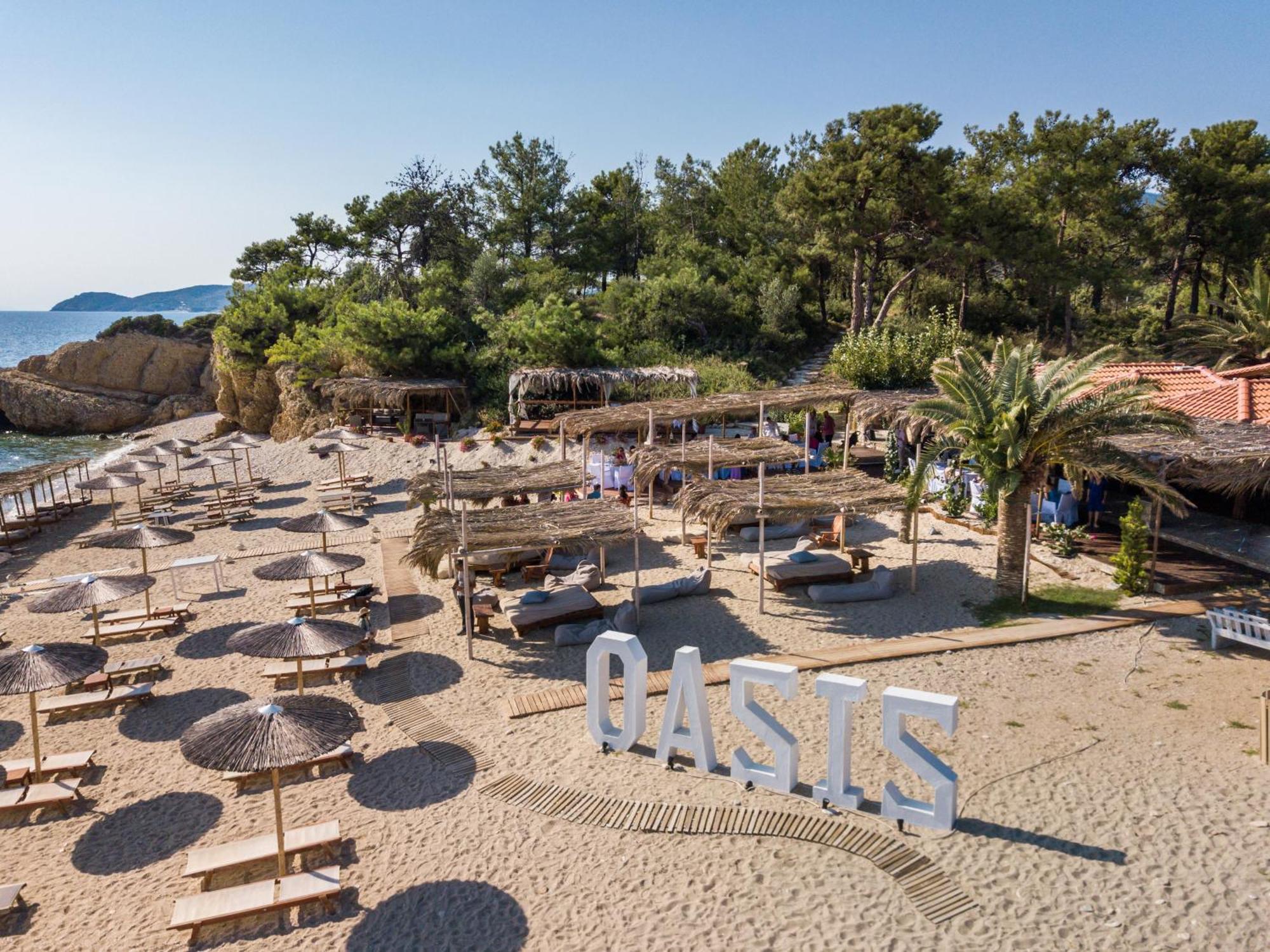 Oasis Deluxe Studios Pefkari Bagian luar foto
