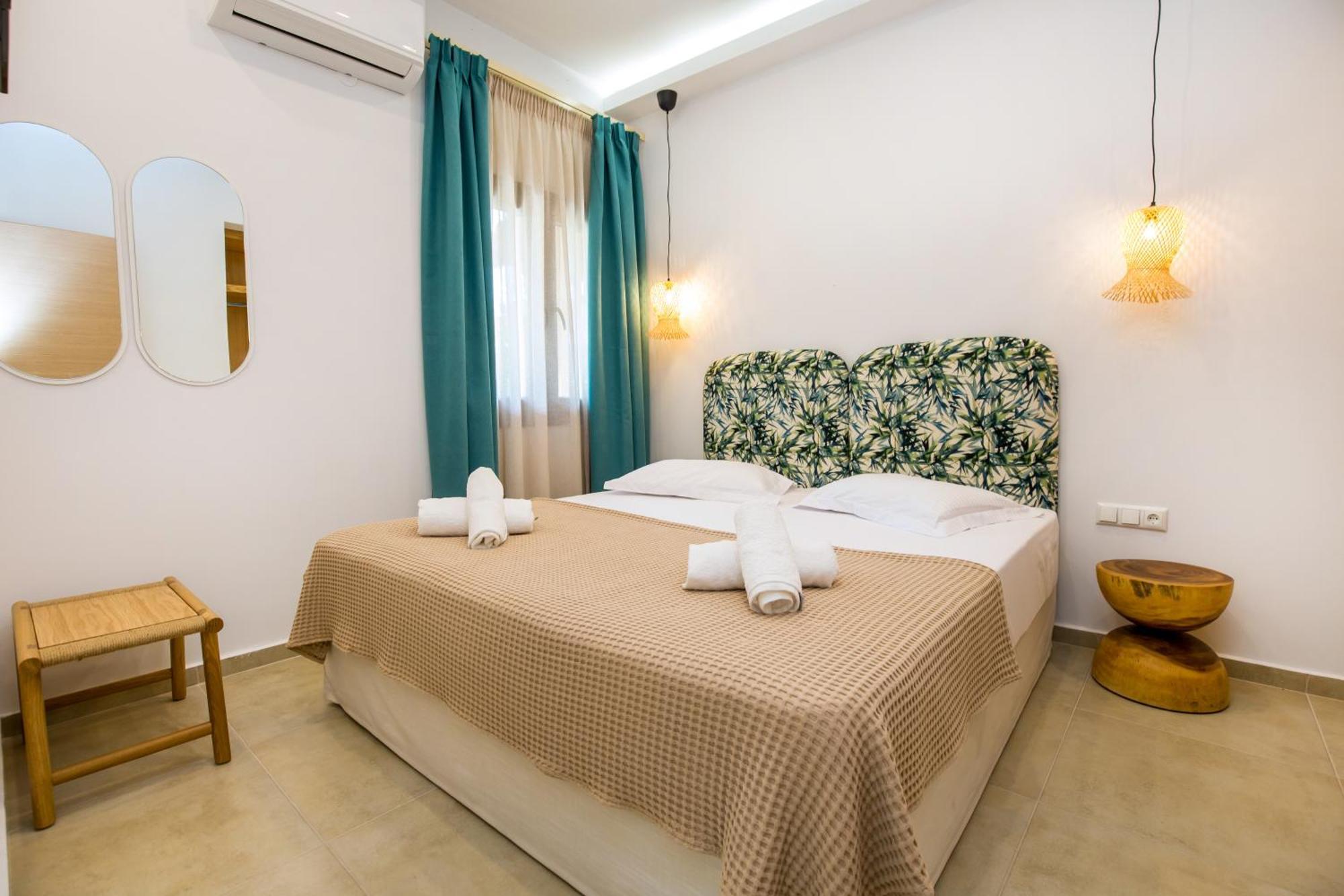 Oasis Deluxe Studios Pefkari Bagian luar foto